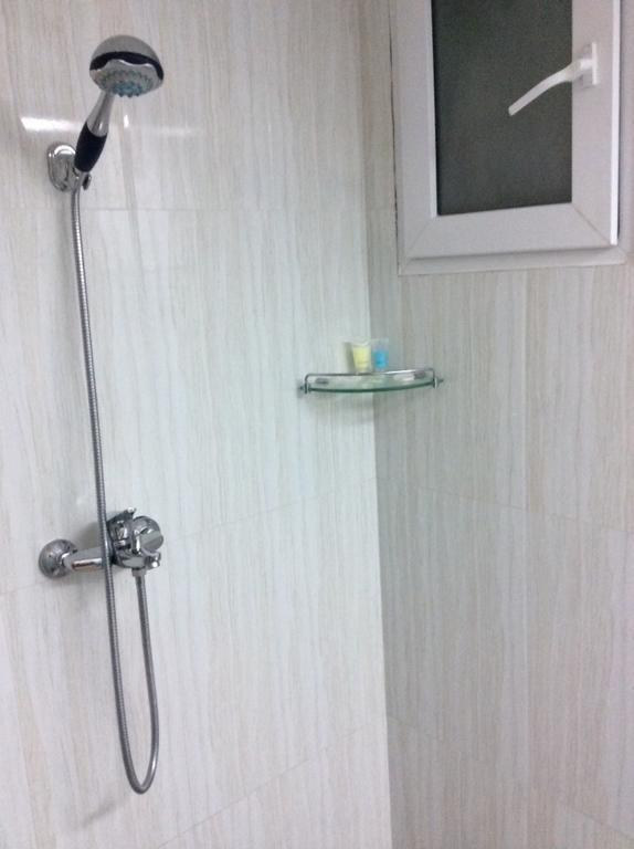 Star Max Hotel Rangum Quarto foto