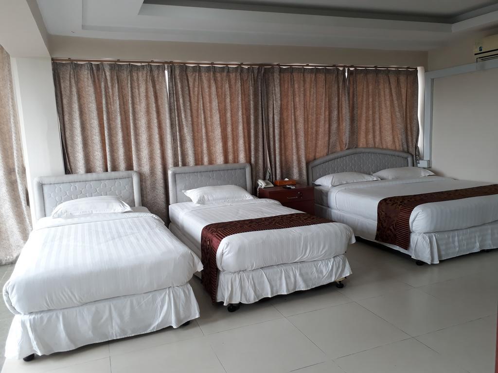 Star Max Hotel Rangum Exterior foto