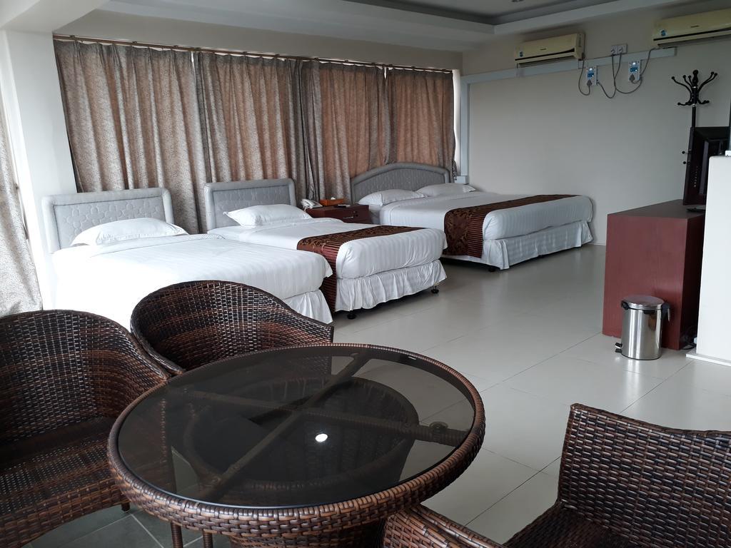 Star Max Hotel Rangum Exterior foto